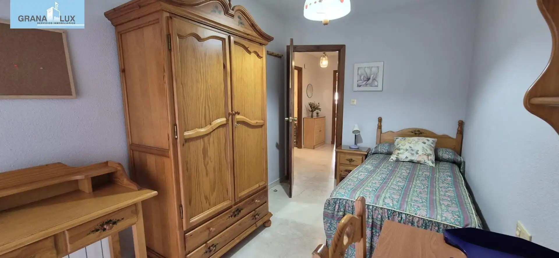 Bedroom of Flat for rent in Granada  with Heating, Furnished and Balcony