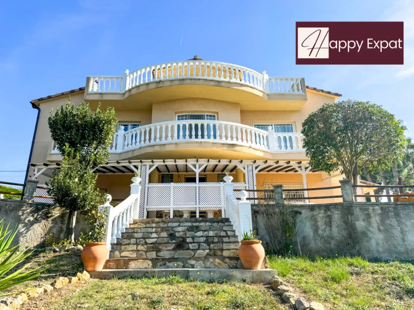 Villa con terrazza in vendita a Olivella