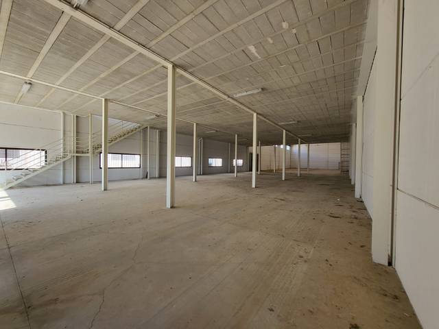 Nave industrial en Venta en Calle Mariana de Montoya en Renfe - Bulevar 1ª y 2ª Fase