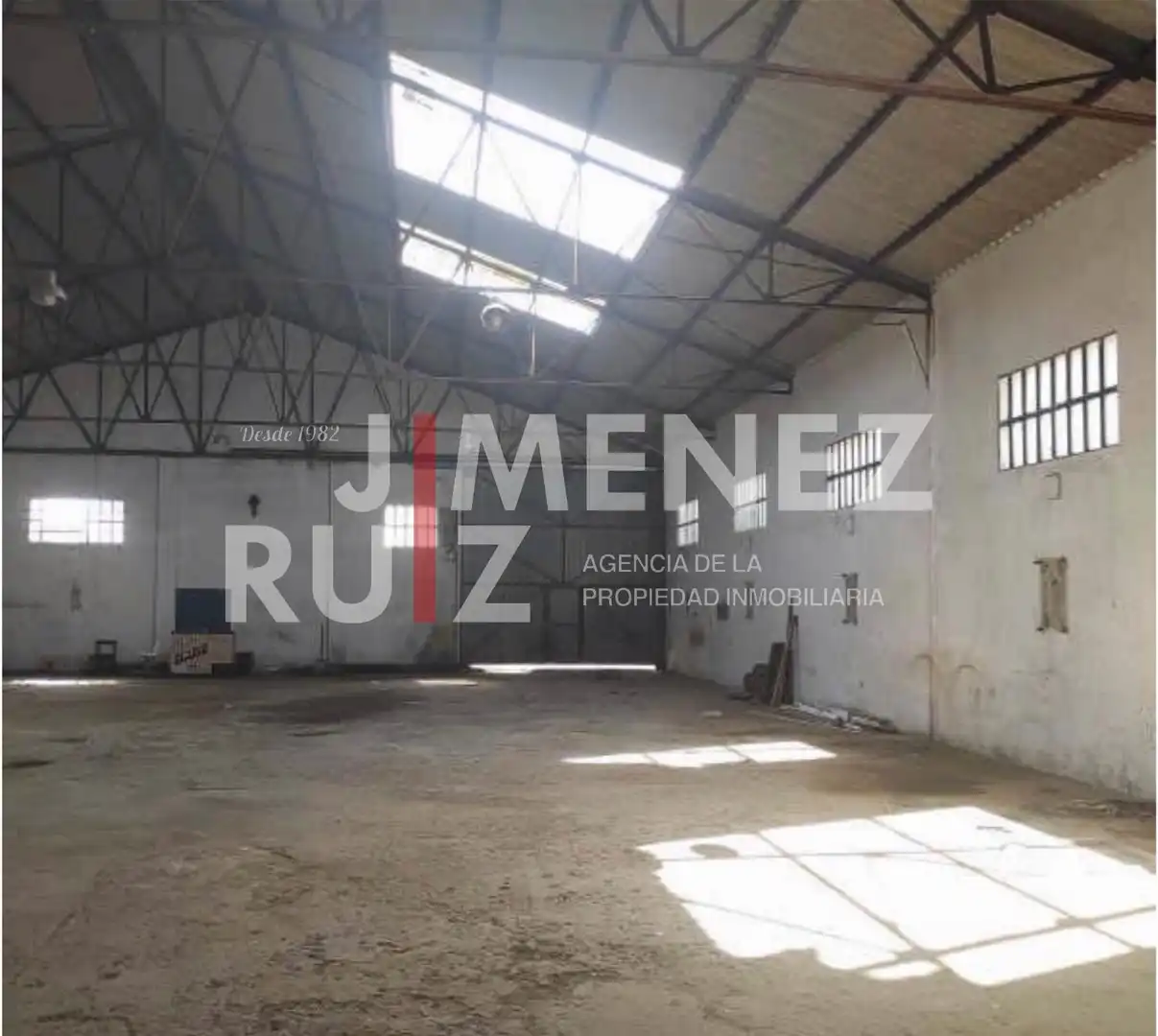 Nau industrial en venda en El Puerto de Santa María