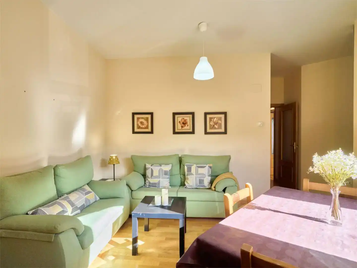 Sala de estar de Piso en venta en Rebollo