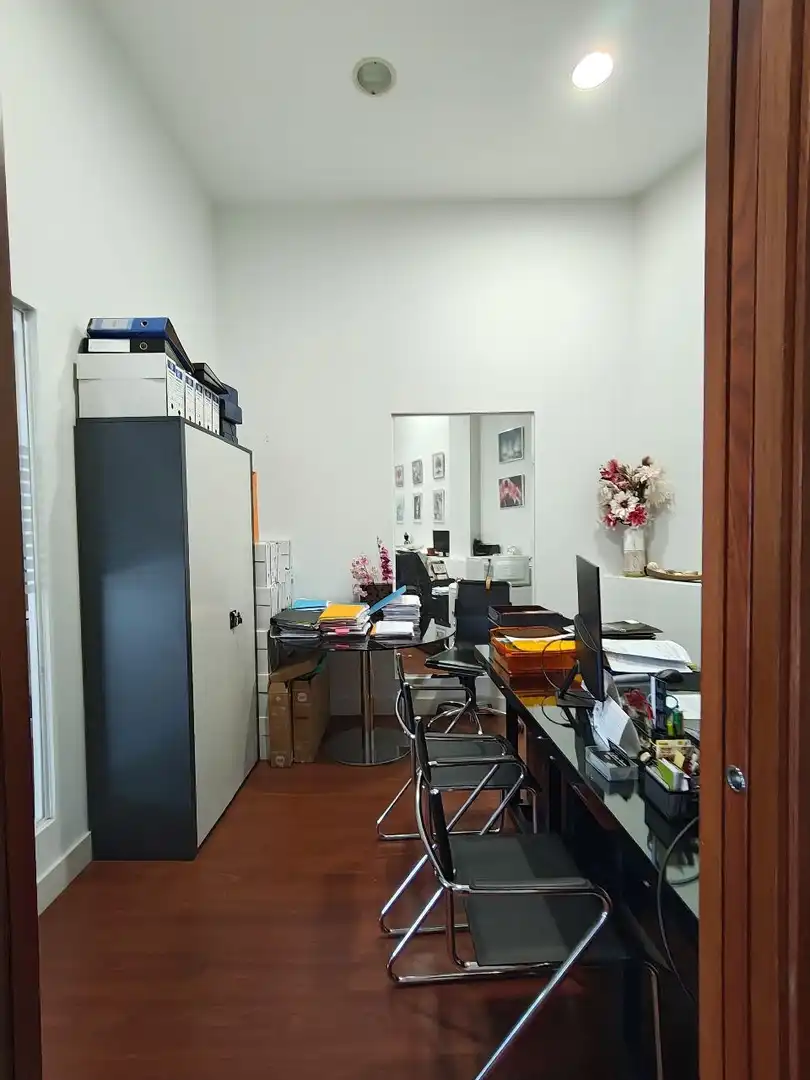 Local comercial en alquiler en D'ESPLUGUES 131, imagen 7