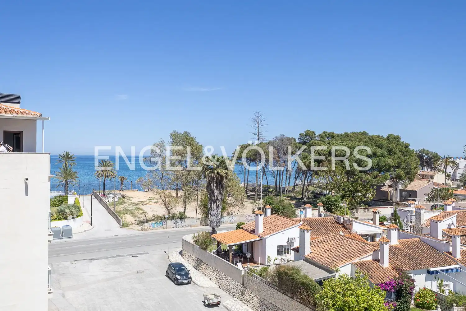 Vista exterior de Ático en venta en Dénia con Aire acondicionado, Calefacción y Jardín privado