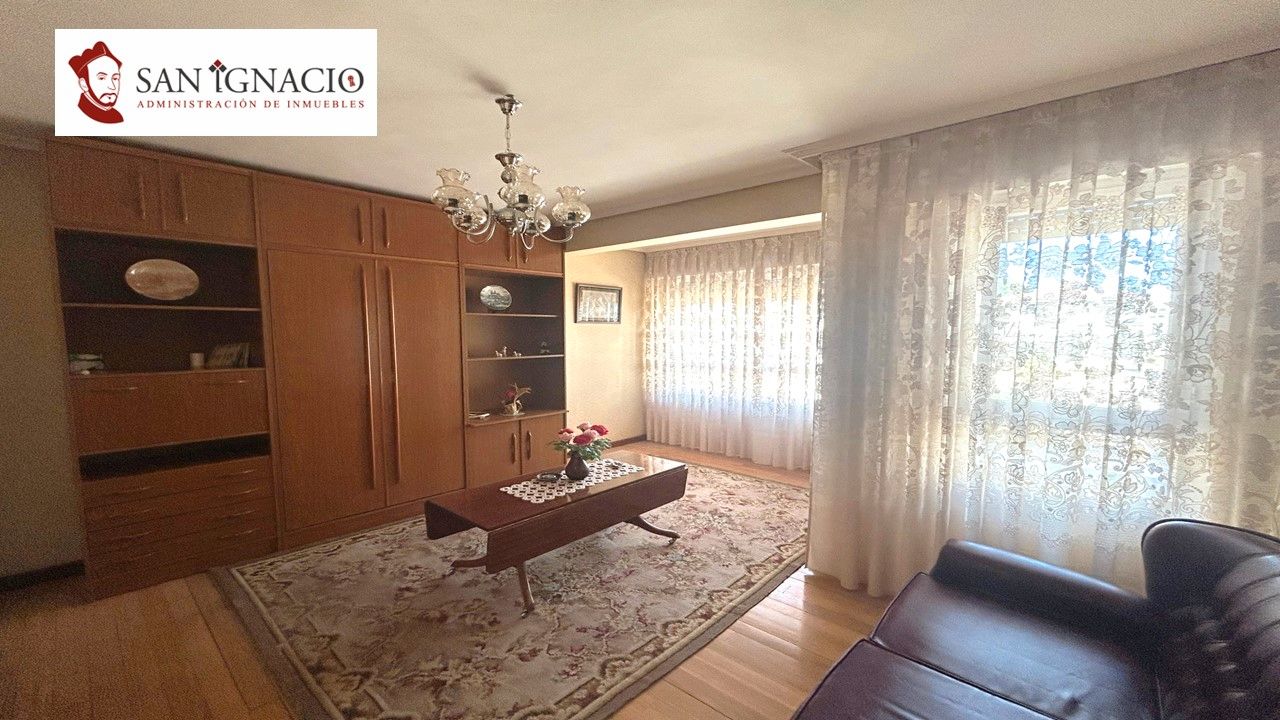 Living room of Apartment for sale in Villarcayo de Merindad de Castilla la Vieja  with Furnished and Balcony