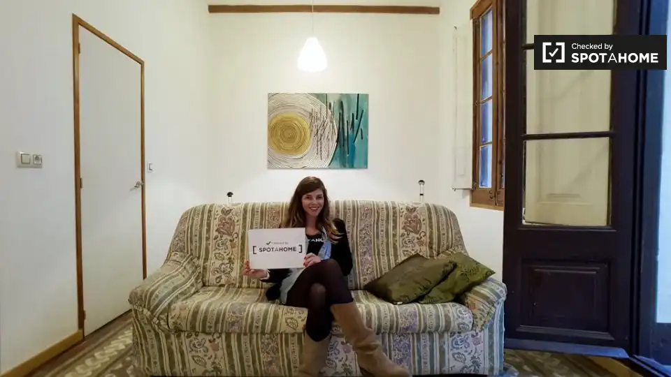 Sala de estar de Estudio para compartir en Barcelona con Aire acondicionado, Calefacción y Terraza
