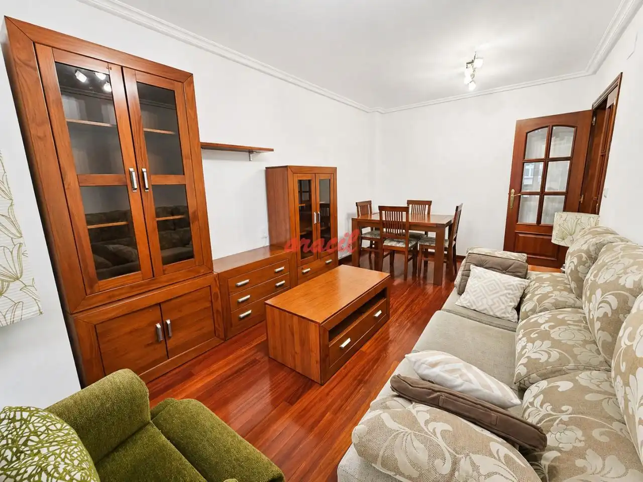 Living room of Apartments for rent in Ourense Capital   with Heating, Storage room and Furnished