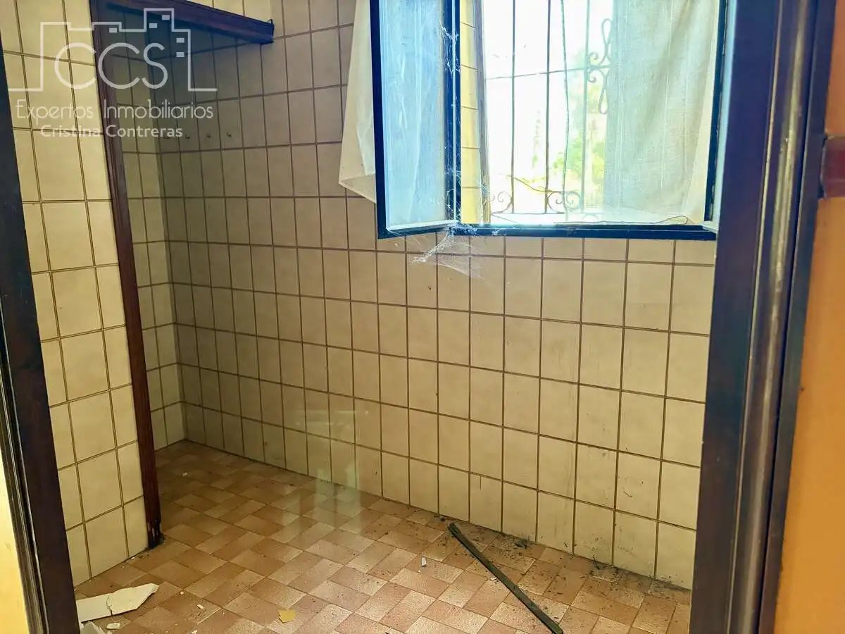 Cuina de Casa o xalet en venda en Mairena del Alcor amb Aire condicionat, Traster i Piscina