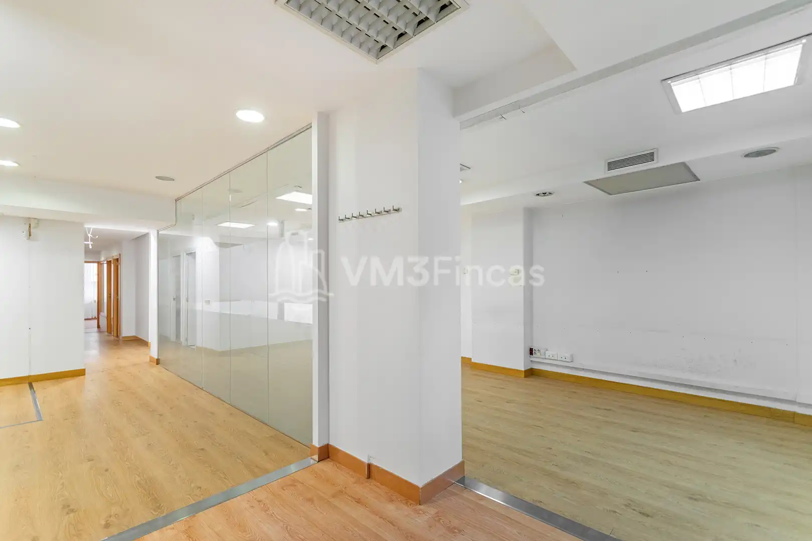 Oficina con terraza en venta en Carrer de Muntaner, imagen 37