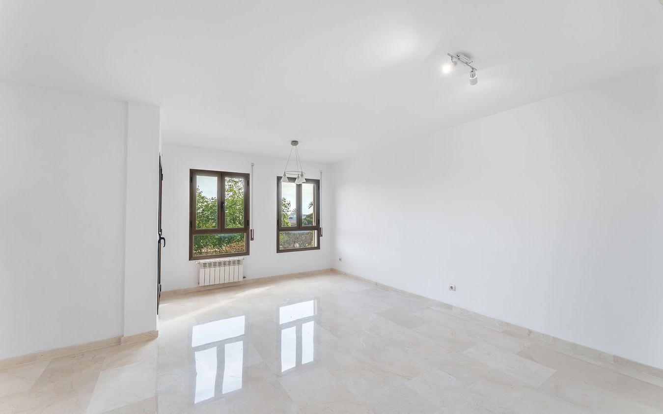 Living room of Apartment for sale in  Palma de Mallorca  with Private garden and Community pool