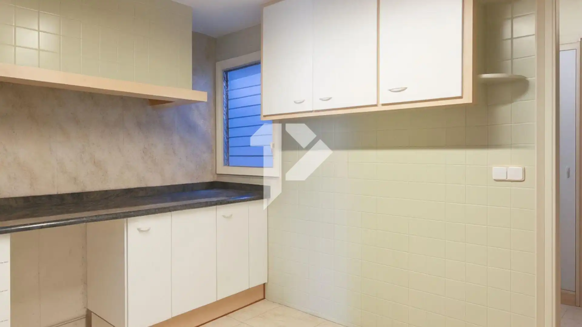 Piso con terraza en venta en Calle de Teodora Lamadrid, imagen 8