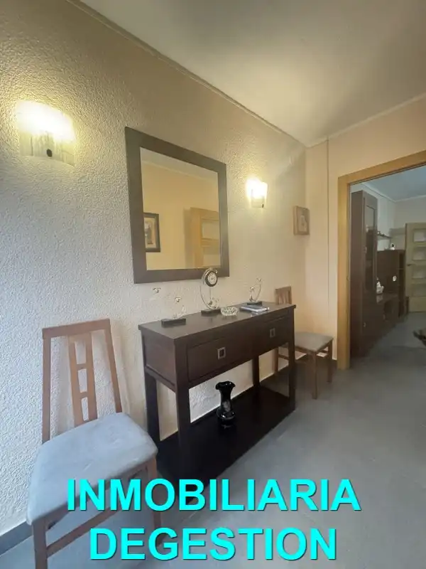 Casa adosada en venta en La Zarzuela - San José - Belén
