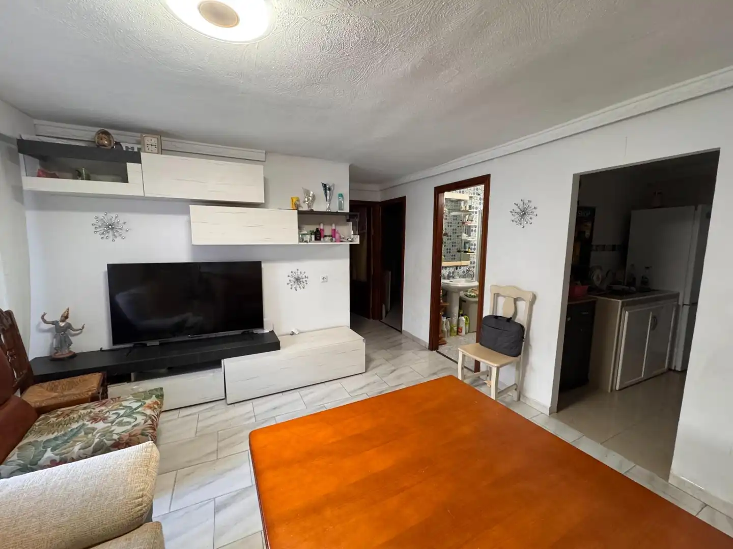 Sala de estar de Piso en venta en San Juan de Aznalfarache con Aire acondicionado