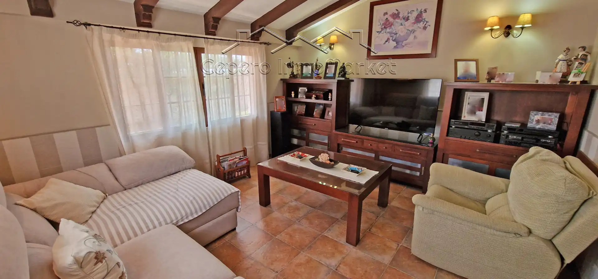 Sala d'estar de Casa o xalet en venda en El Puerto de Santa María amb Aire condicionat, Jardí privat i Piscina