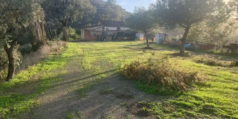 Country house zum Verkauf in Sedella mit Privatgarten, Terrasse und Abstellraum