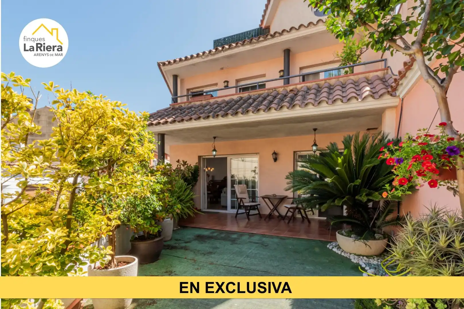 Exterior view of Houses for sale in Arenys de Munt  with Heating, Private garden and Terrace