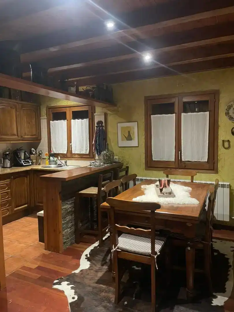 Menjador de Casa adosada en venda en Prats i Sansor amb Jardí privat, Parquet i Traster