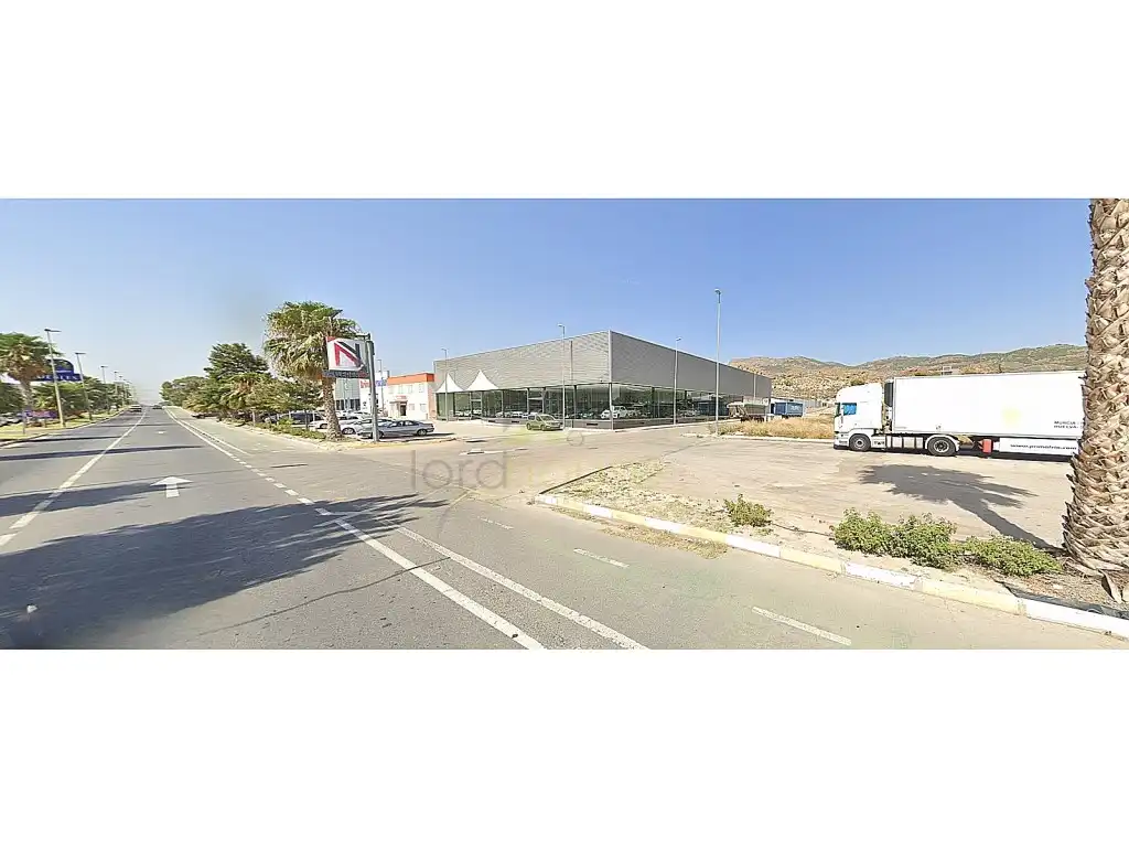 Außenansicht von Fabrikhallen zum Verkauf in Lorca