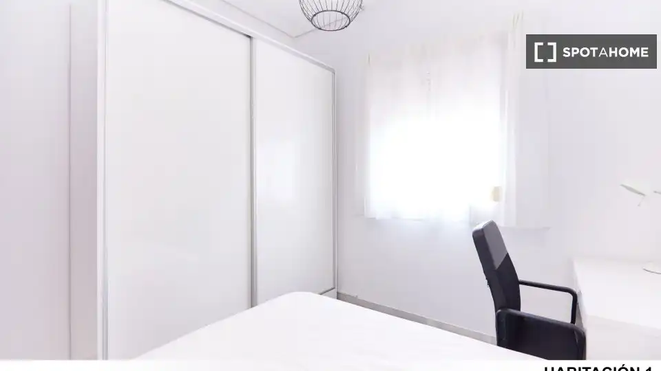Room in Tiro de Línea