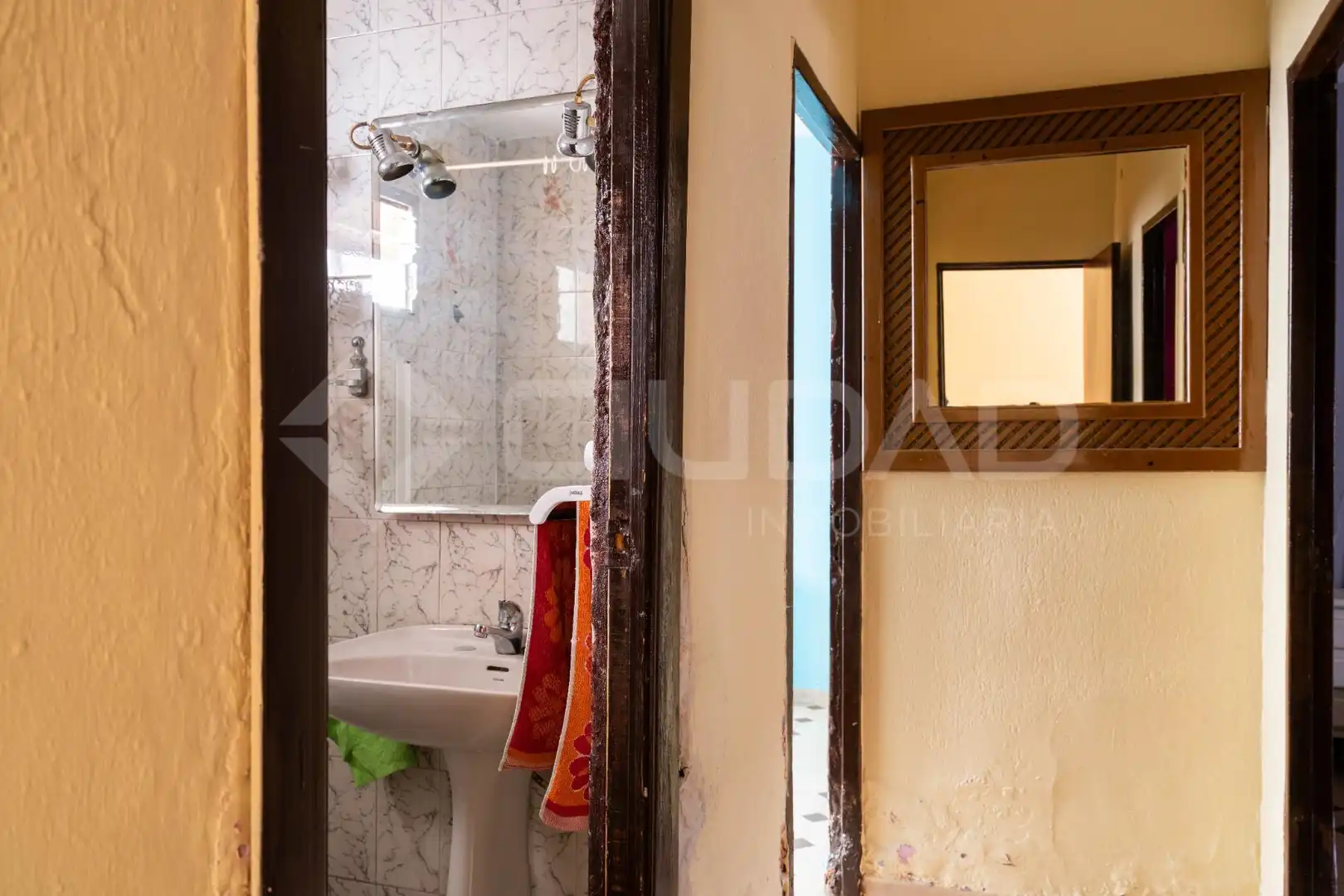 Bathroom of Flat for sale in Nervión