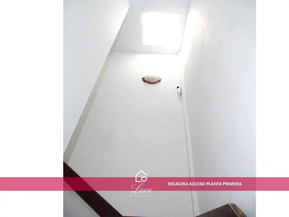 Einfamilien-Reihenhaus zum Verkauf in Puerto Real mit Klimaanlage und Terrasse