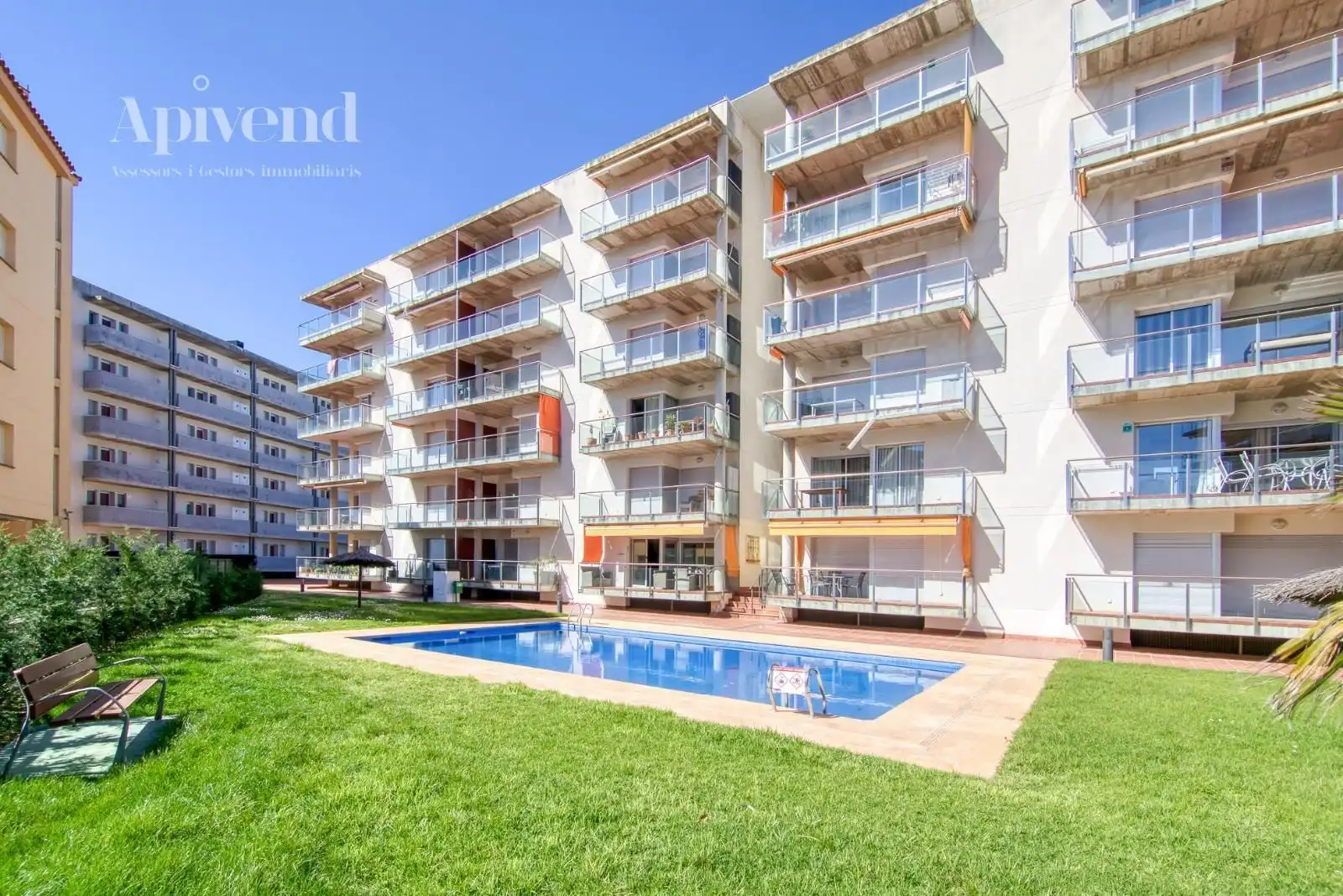Vista exterior de Piso en venta en Roses con Aire acondicionado, Calefacción y Terraza