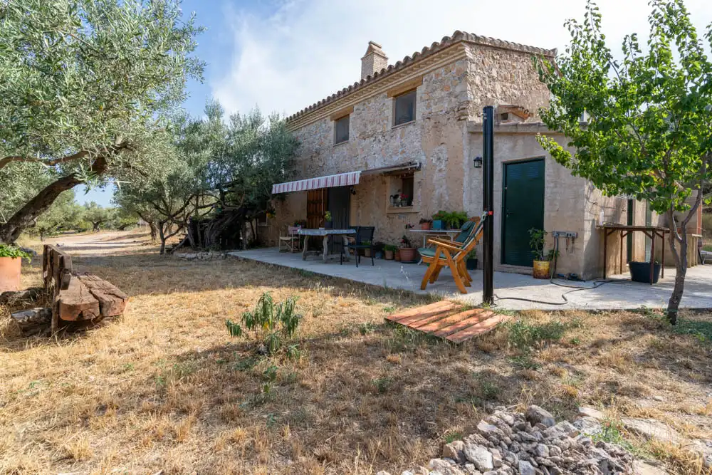 Vista exterior de Finca rústica en venta en Aldover con Jardín privado, Terraza y Amueblado