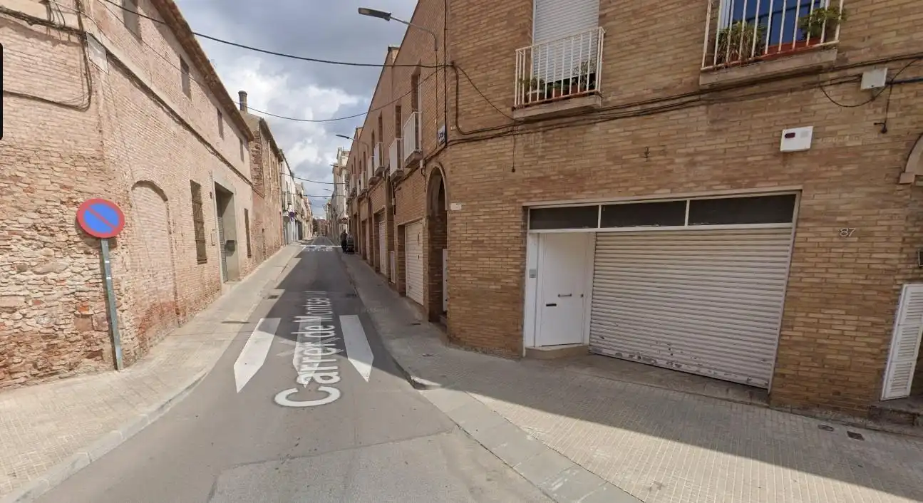 Pis en venda a MONTSERRAT, DE