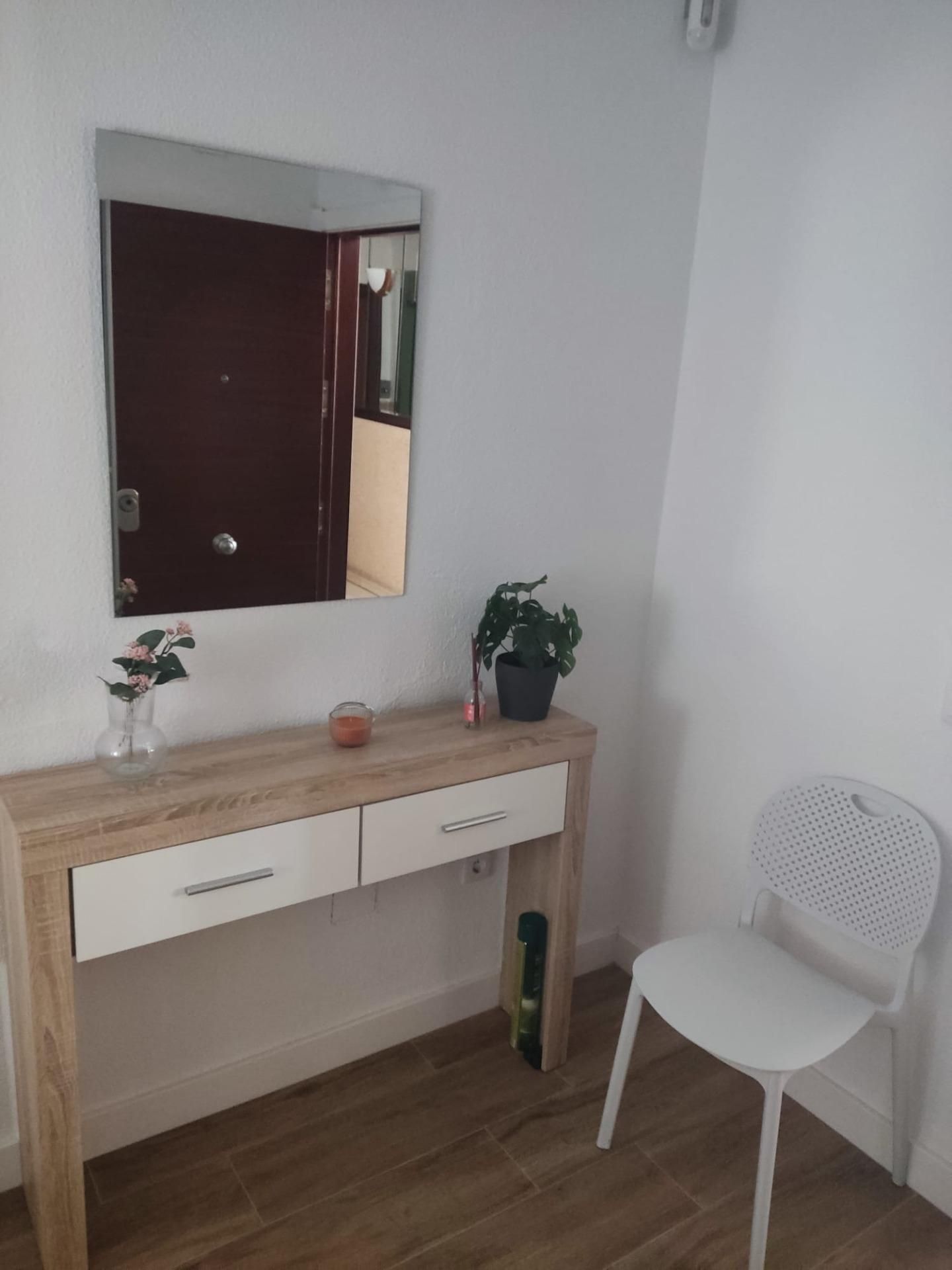 Bedroom of Apartment to rent in  Huelva Capital
