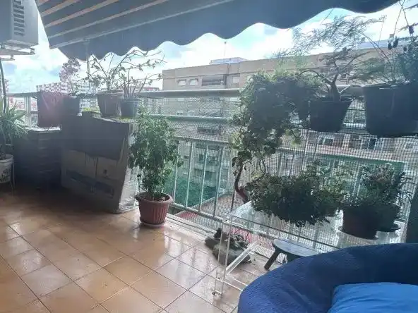 Terrassa de Pis en venda en  Valencia Capital amb Aire condicionat i Balcó
