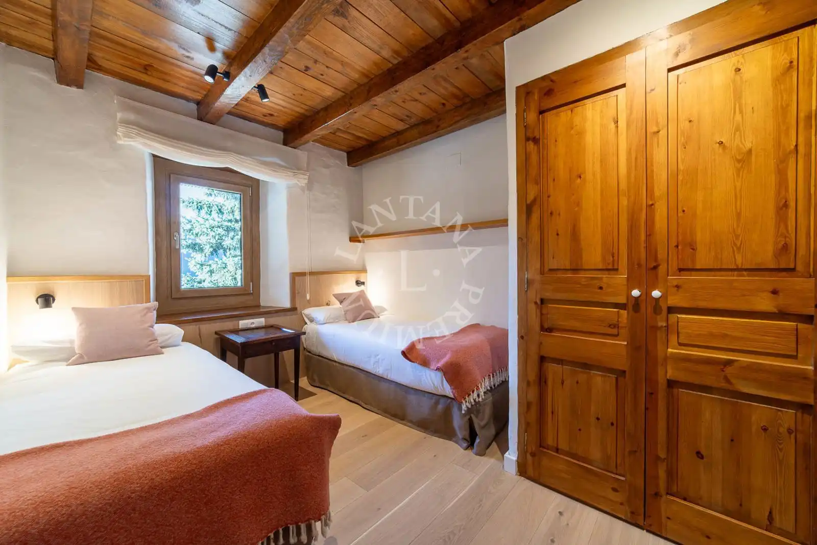 Habitación de Casa o chalet en venta en Naut Aran con Calefacción, Parquet y Terraza