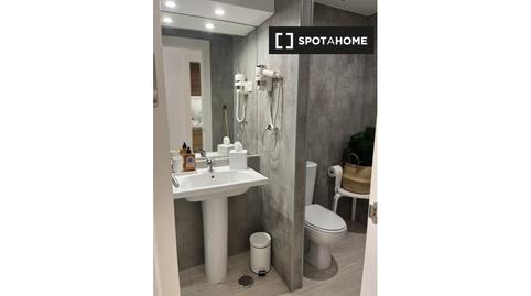 Photo 4 of Study to share in Recoletos, Madrid