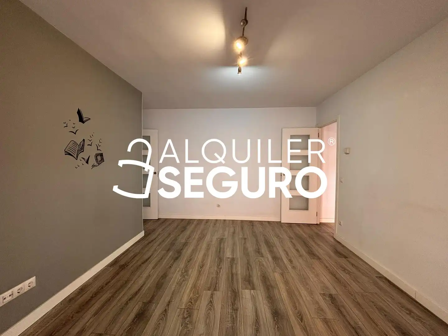 Schlafzimmer von Wohnung zur Miete in Madrid mit Heizung und Terrasse