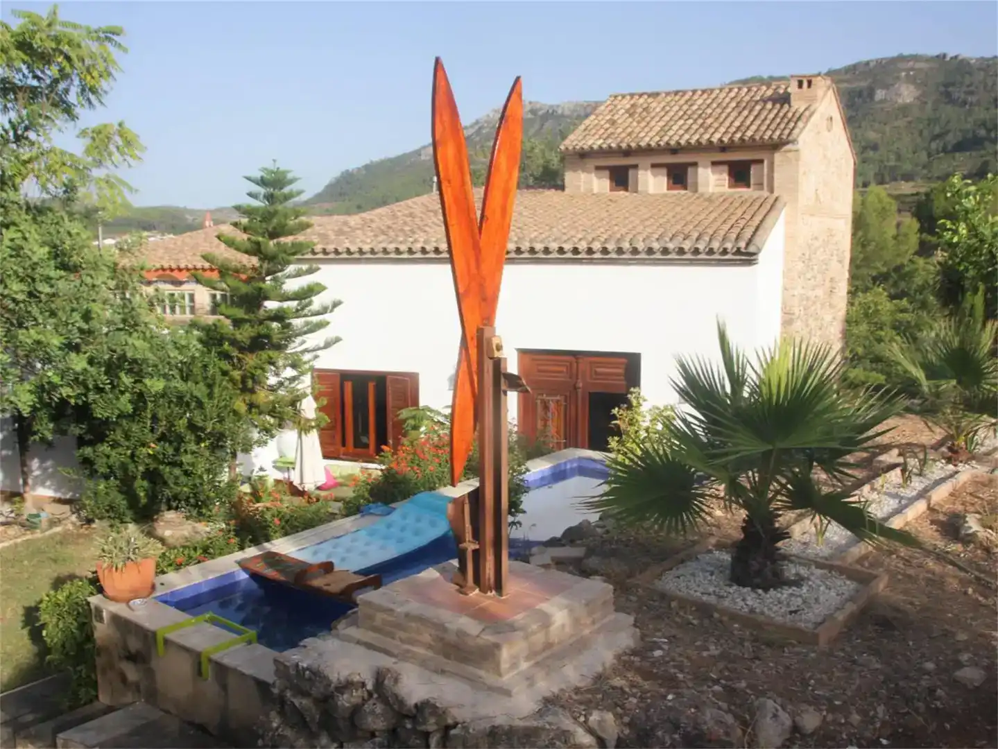 Jardí de Finca rústica en venda en Llocnou de Sant Jeroni amb Jardí privat, Piscina i Moblat