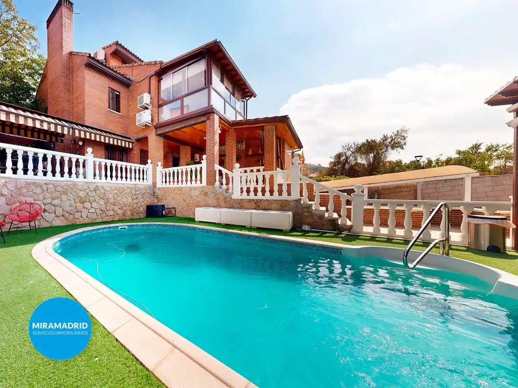 Piscina de Casa o chalet en venta en Altos de Jarama