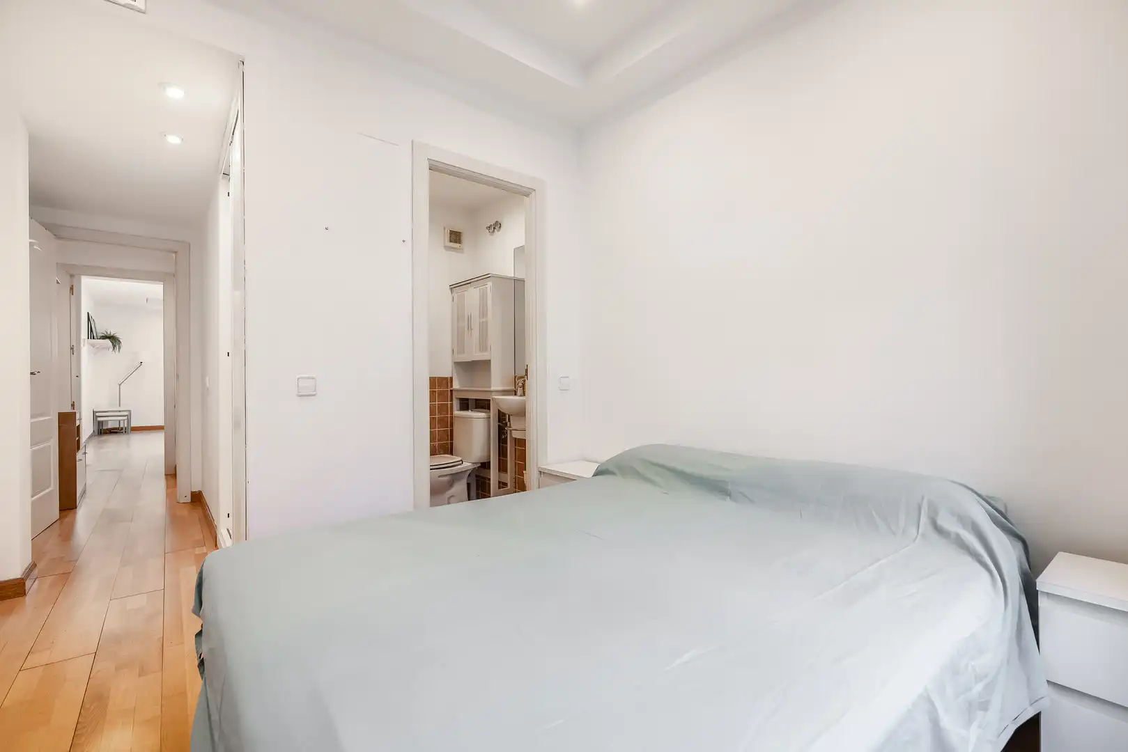 Flat with terrace for sale in Calle SAN ISIDRO LABRADOR, imagen 5