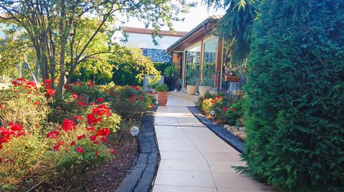 Foto 2 de Casa o chalet en venta en Lardero, La Rioja