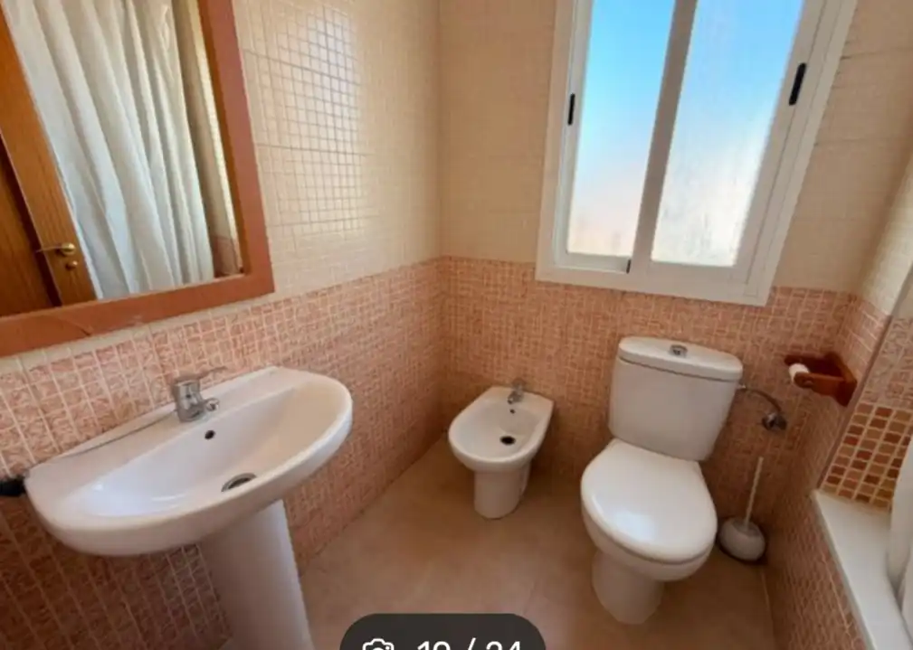 Baño de Piso en venta en Sevilla con Aire acondicionado, Jardín privado y Terraza