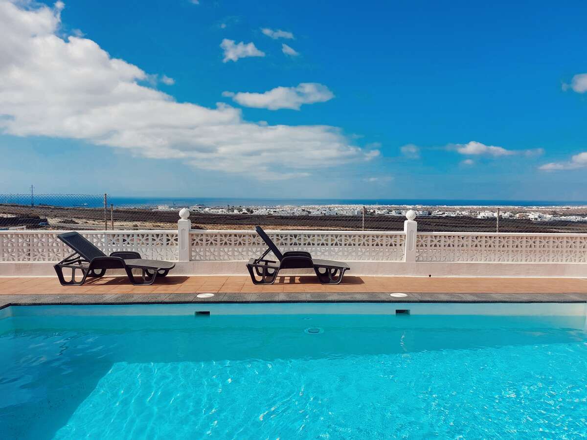 Piscina de Casa o xalet en venda en Teguise amb Piscina