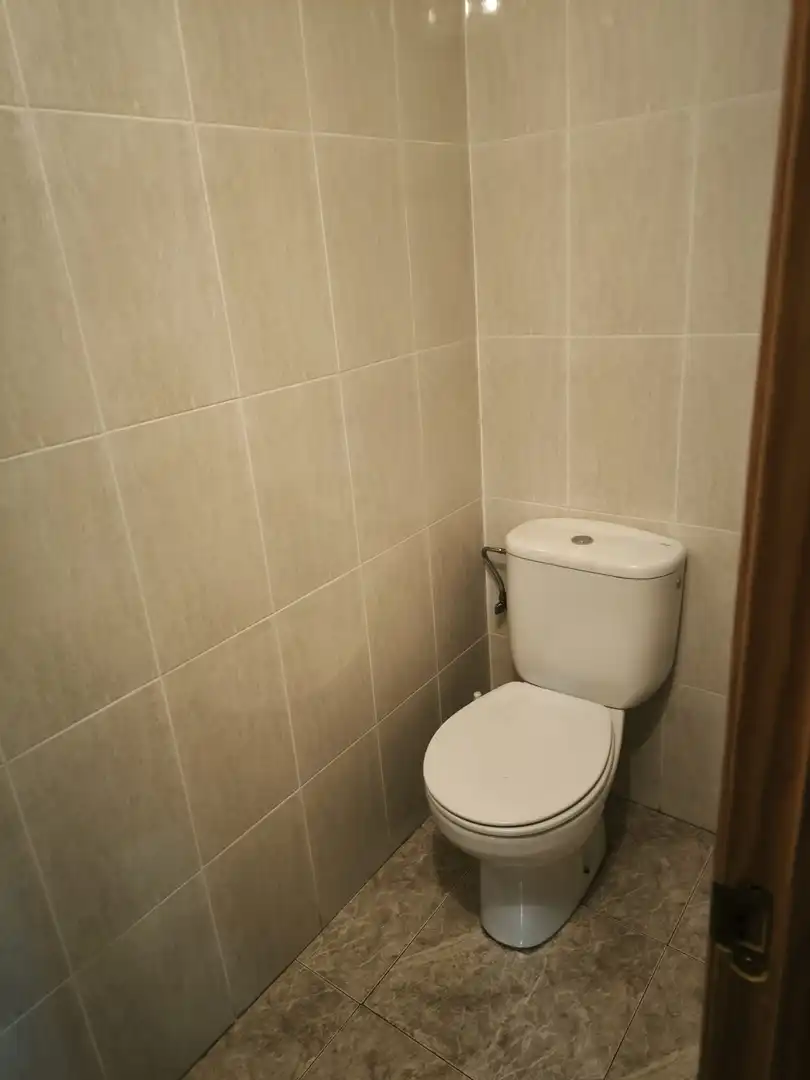Baño de Nave industrial en venta en Salamanca