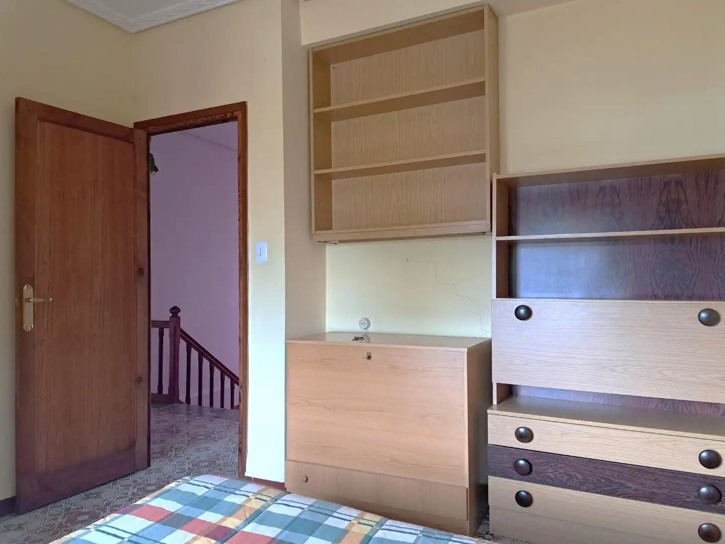 Dormitori de Casa o xalet en venda en Requena amb Terrassa i Balcó