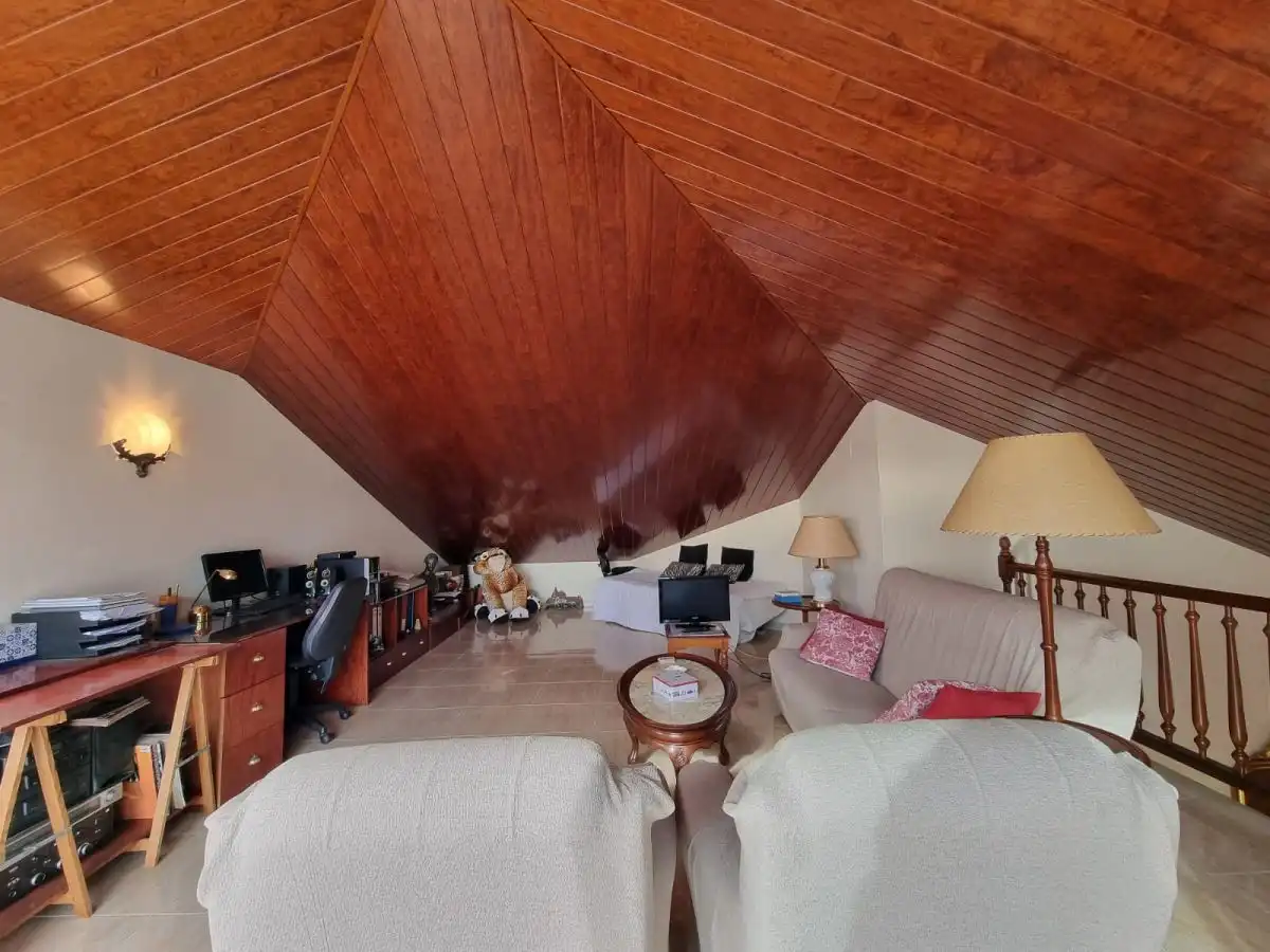 Sala d'estar de Casa o xalet en venda en Caldes de Montbui amb Aire condicionat, Calefacció i Terrassa