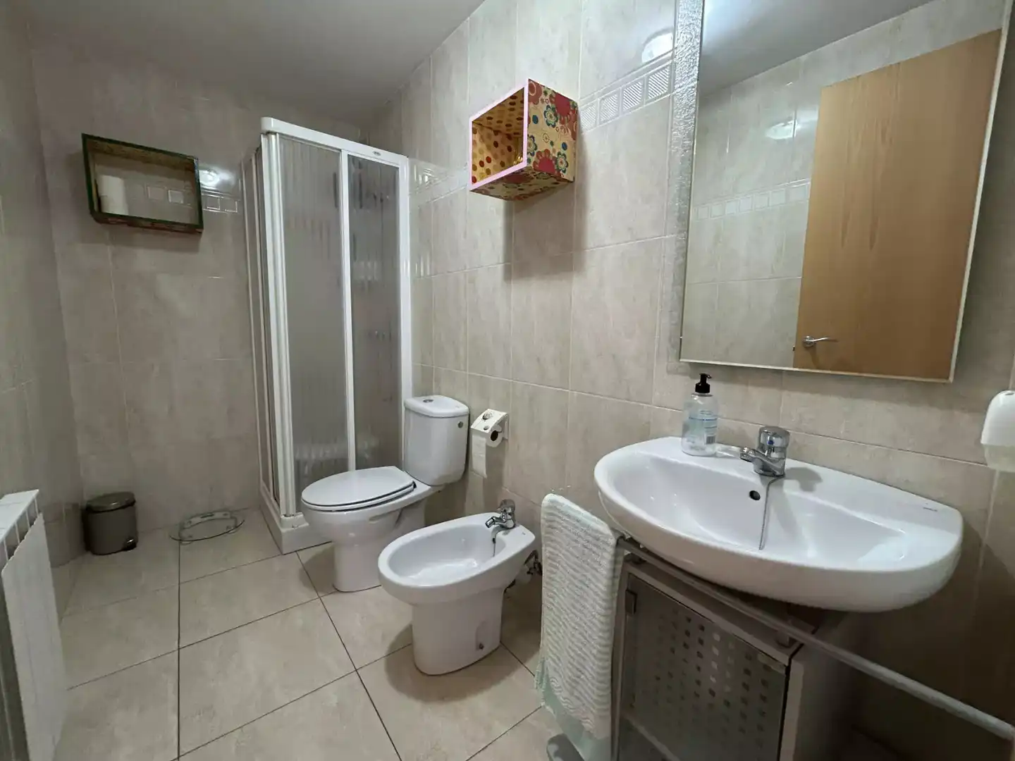 Bathroom of Flat for sale in Hostalric  with Heating, Terrace and Furnished