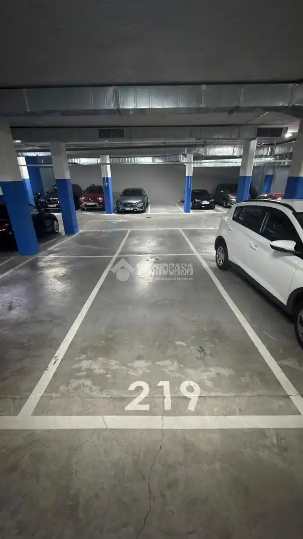 Einzelparkplatz zum Verkauf in Calle de San Germán, imagen 3
