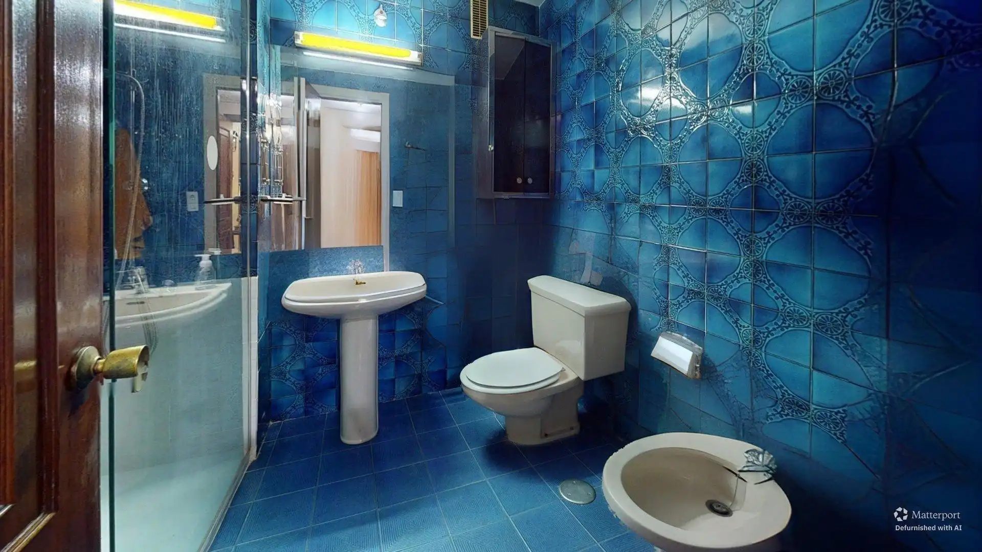 Bathroom of Flat for sale in Córdoba  with Air Conditioner, Terrace and Balcony