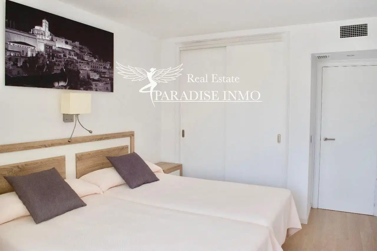 Habitación de Piso en venta en Sant Josep de sa Talaia con Aire acondicionado, Calefacción y Terraza