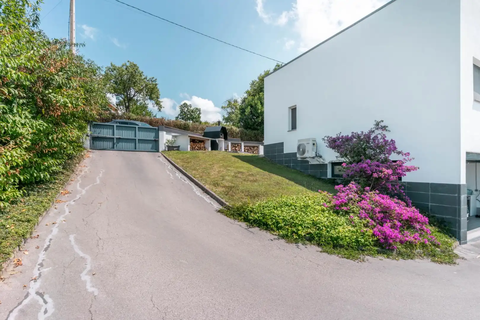 Vista exterior de Casa o chalet en venta en Siero con Calefacción, Jardín privado y Terraza
