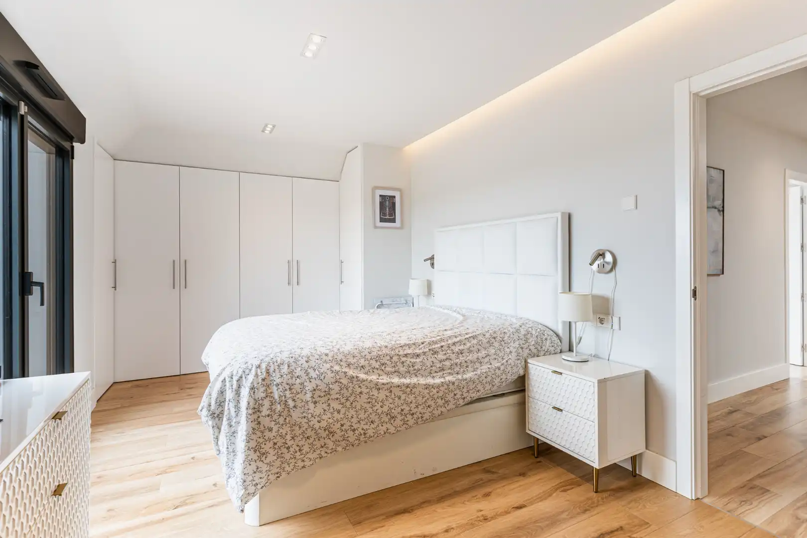 Habitación de Ático en venta en Las Rozas de Madrid con Aire acondicionado, Calefacción y Jardín privado