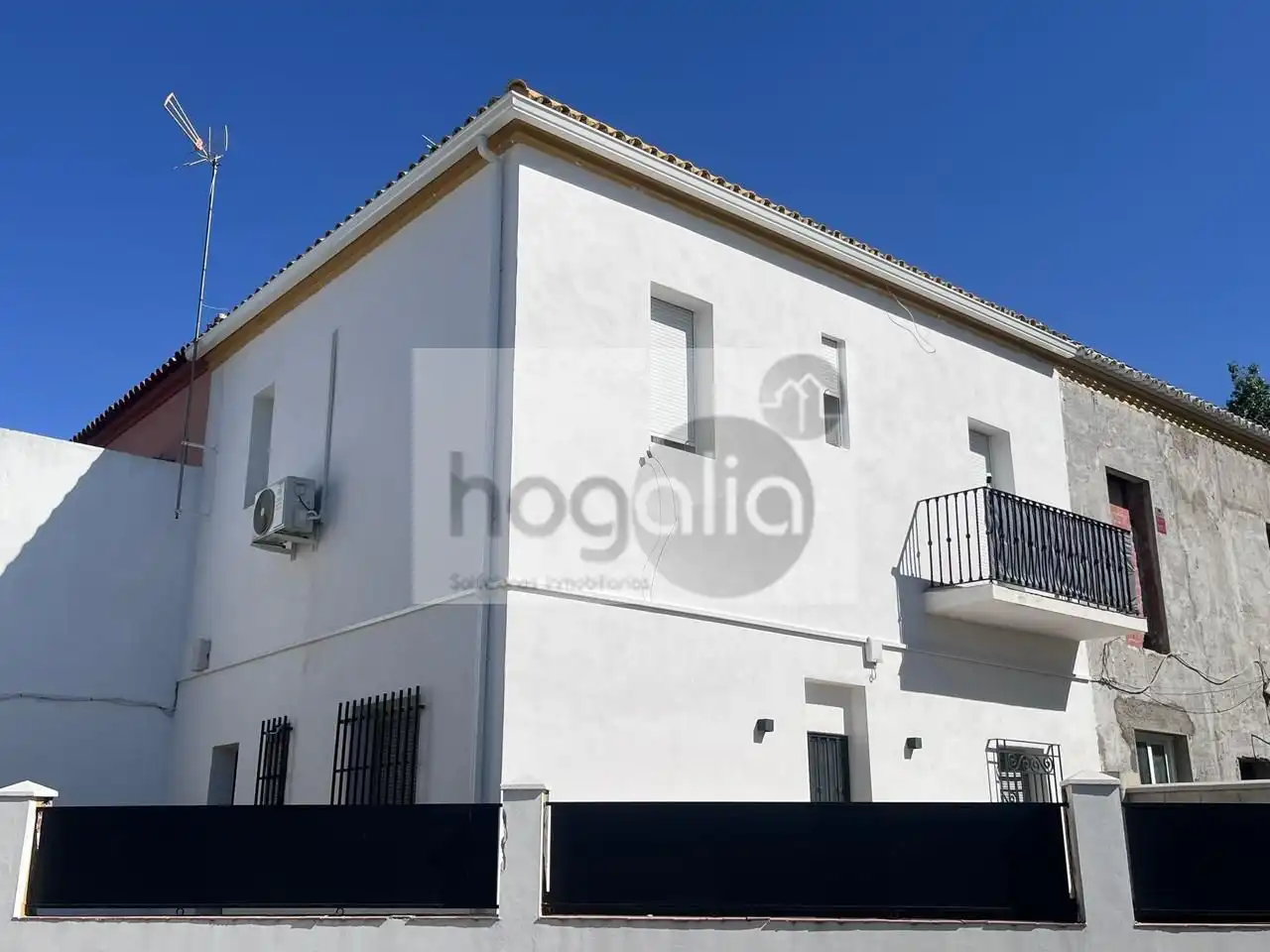 Flat for rent in Ciudad Jardín