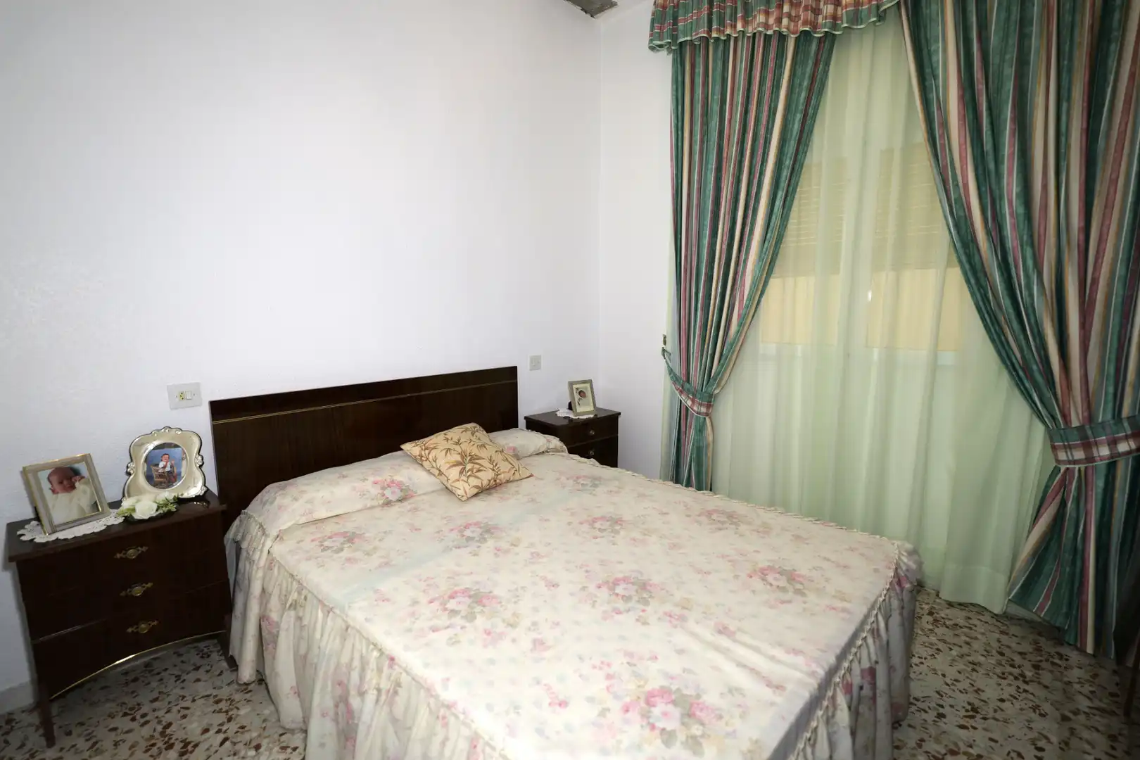 Schlafzimmer von Einfamilien-Reihenhaus zum Verkauf in Nevada mit Terrasse, Möbliert und Balkon