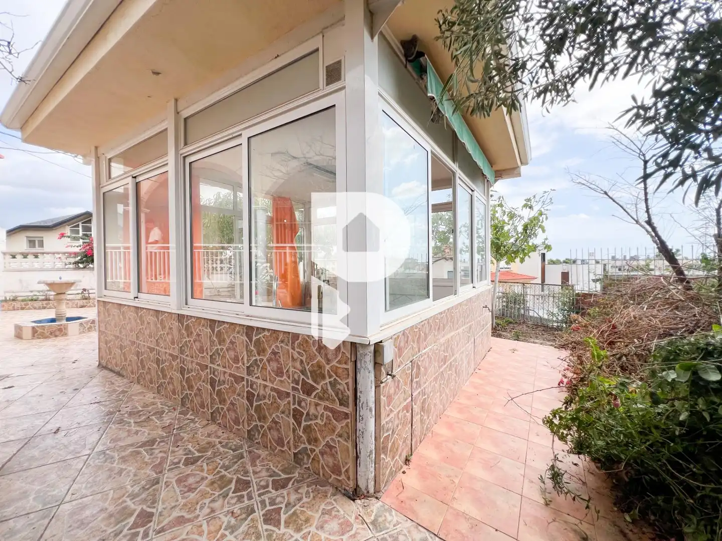 Terraza de Casa o chalet en venta en Sant Boi de Llobregat con Calefacción, Jardín privado y Terraza